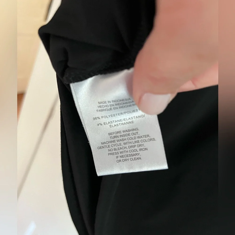 Jones New York blouse top shirt women plus size 2x black. Sleeveless nice - Picture 3 of 5